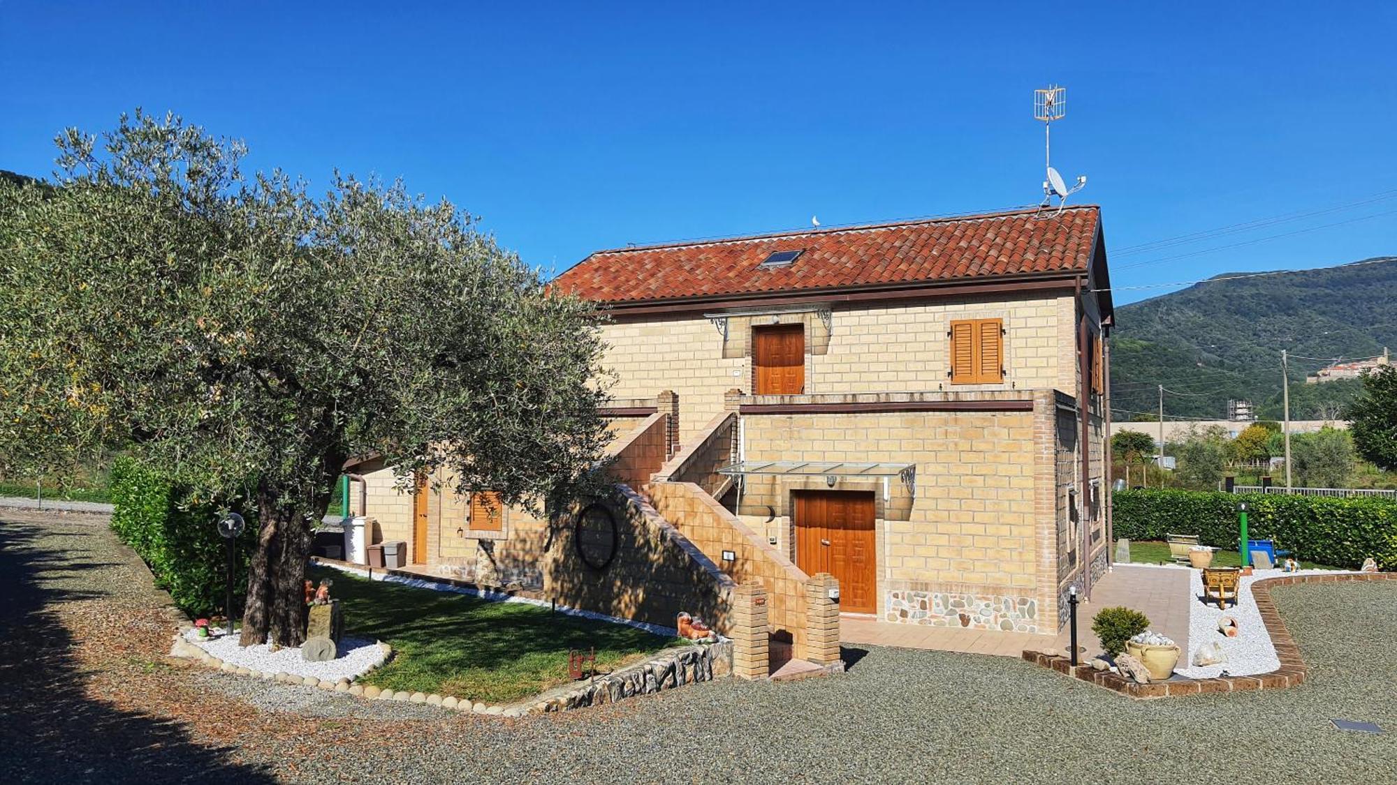 Spicchio Di Luna - Casa Vacanze Albiano Magra Экстерьер фото